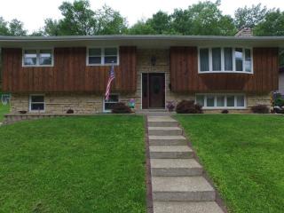 3170 Shiras Ave, Dubuque IA  52001-8359 exterior