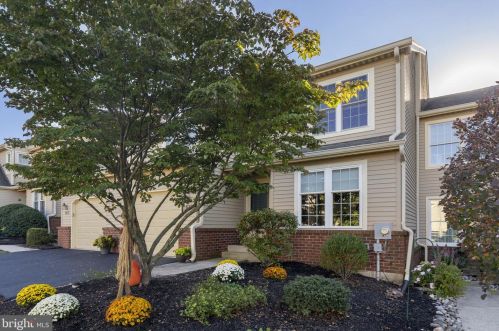 163 Pinecrest Ln, Lansdale, PA 19446-1471