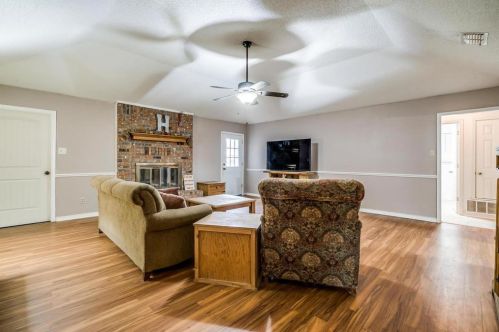 945 Dl Ave, Stephenville TX  76401-1736 exterior