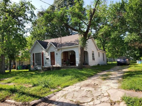 2102 Division St, Greenville, TX 75401-5725