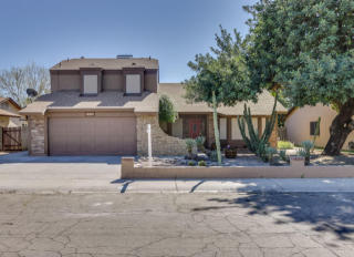 5333 Shaw Butte Dr, Glendale, AZ 85304-2727