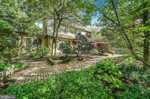 1105 Nottingham Rd, Wilmington, DE 19805-2626