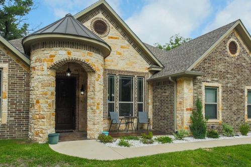 426 Rs County Road 2572, Alba, TX 75410
