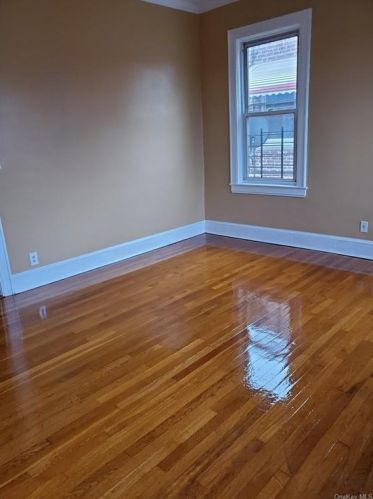 1762 Edenwald Ave, Bronx NY  10466-2213 exterior