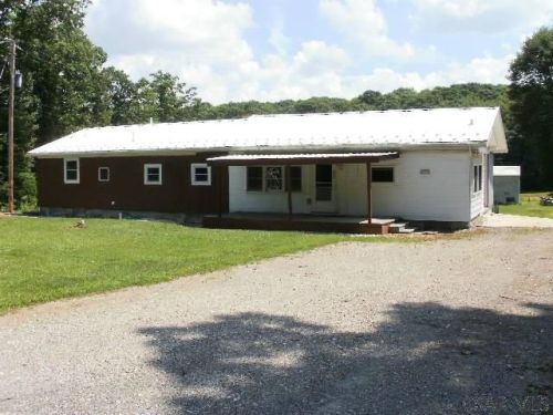 144 Stouffer Hill Rd, Friedens, PA 15541-7420
