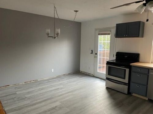 27 Tripoli Ln, Covington KY  41017-9745 exterior