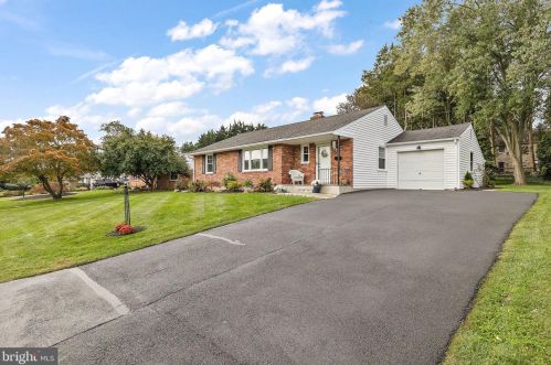 108 Edgeroad Ln, Wilmington, DE 19803-4908