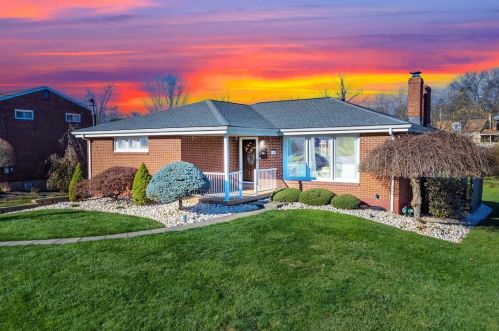 740 William Dr, Trafford, PA 15085-1623