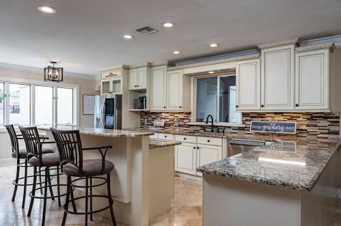 17320 Whirley Rd, Lutz FL  33558-4827 exterior