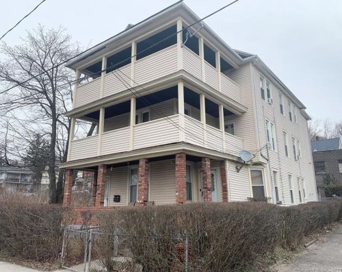 20 Violet St, Waterbury CT  06704-3624 exterior
