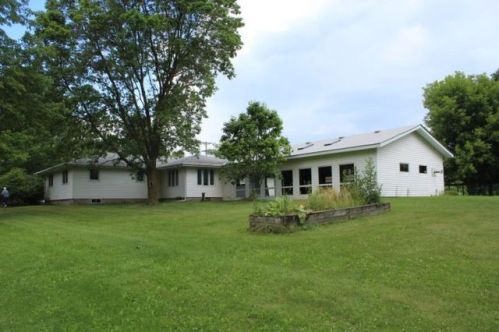 605 Ash St, Downing, WI 54734-9400