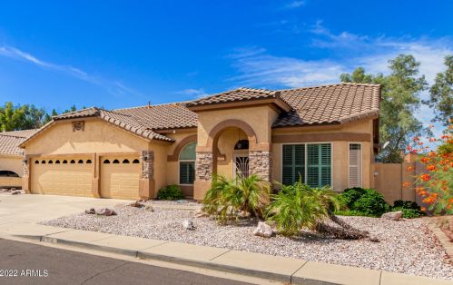6310 84th Ln, Glendale, AZ 85305-2538