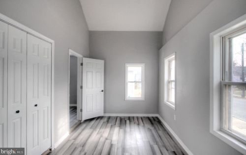 219 5th Ave, Runnemede NJ  08078-1313 exterior