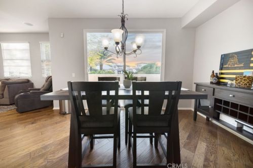 31165 Sunflower Way, Temecula CA  92592-4184 exterior