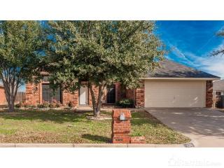1232 Downwood Dr, Burleson TX  76028-2578 exterior
