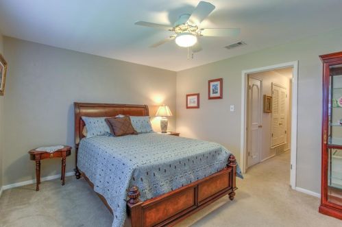 4500 Westlake Dr, Fort Worth TX  76109-4936 exterior