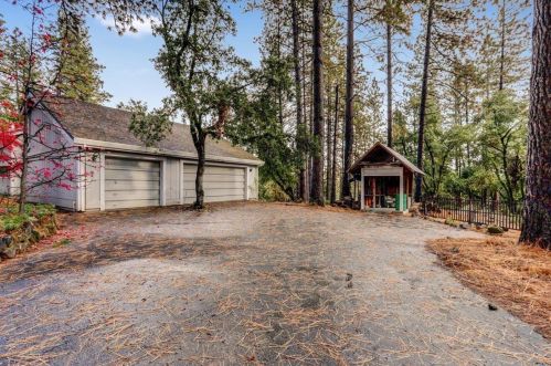 19158 Tiger Lily Ln, Grass Valley CA  95945-8815 exterior