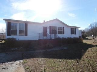 8 Glenmont Ln, Greenville SC  29607-5662 exterior