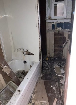 513 Front St, New Bedford MA 02744-2618 exterior