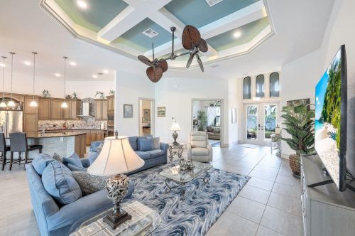 616 Somerset Ct, Marco Island FL  34145-2450 exterior