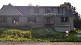 100 Mican Rd, Waymart, PA 18472-3032