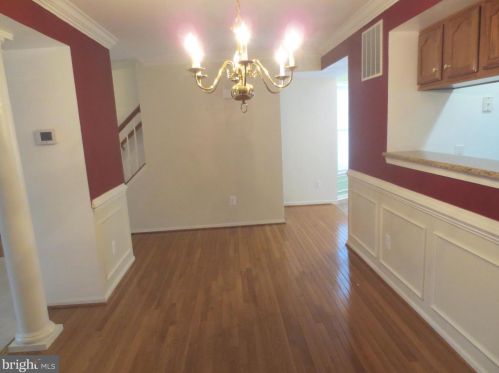 7549 Westmore Dr, Springfield VA  22150-4271 exterior