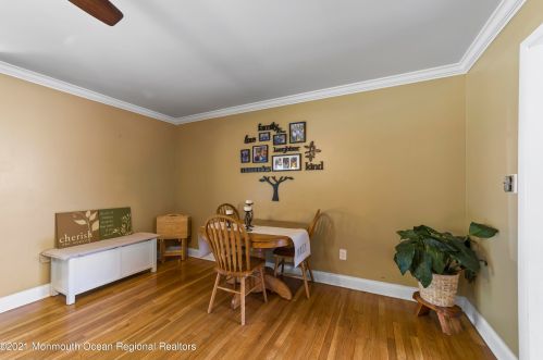 15 Sandburg Dr, Morganville NJ  07751-1428 exterior