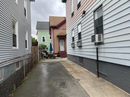 62 Candace St, Providence RI  02908-3711 exterior