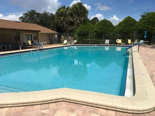 130 Kove Blvd, Osteen, FL 32764-8521