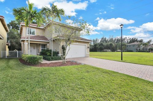8127 Mariposa Grove Cir, West Palm Beach, FL 33411-4632