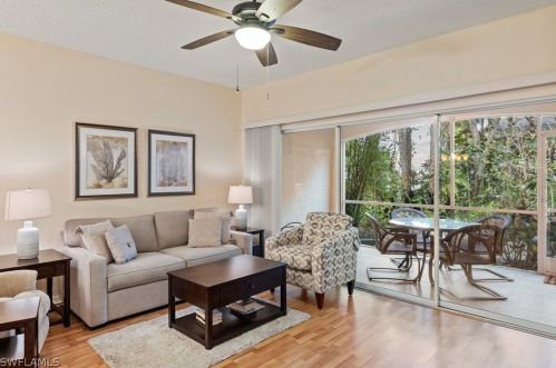 1096 Woodshire Ln, Naples, FL 34105-7420
