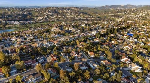2257 Plazuela St, Carlsbad CA  92009-8029 exterior