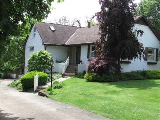80 Duncan Station Rd, Mckeesport, PA 15135-3302