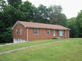 303 Shanee Ter, Clarksville, TN 37042-5228