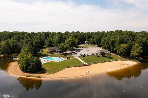 179 Land Or Dr, Ruther Glen VA  22546-1074 exterior