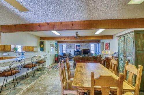 1107 Sandstone St, Sunrise Beach TX  78643-2426 exterior