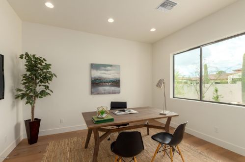 4554 Mcdonald Dr, Scottsdale AZ 85253-5328 exterior