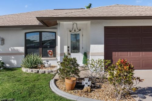 1000 35th Ave, Cape Coral, FL 33993-9440