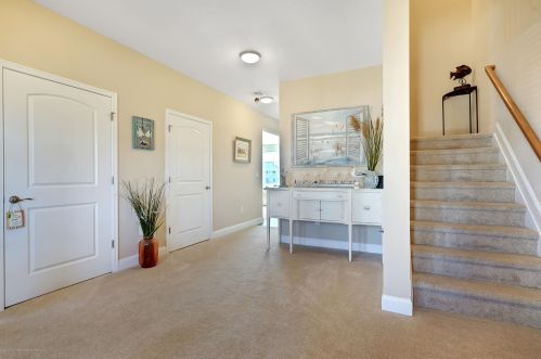 201 Cartagena Dr, Bricktown, NJ 08723-7008