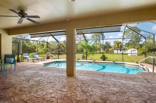 407 Prospect Ave, Lehigh Acres FL  33972-7842 exterior