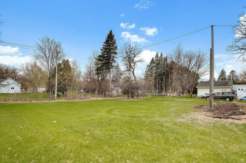 805 3rd St, Princeton MN  55371-1513 exterior