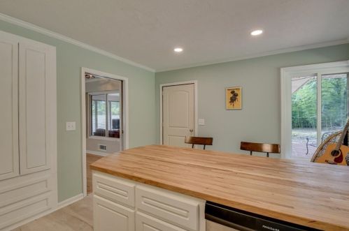 921 Martintown Rd, North Augusta SC  29841-2043 exterior