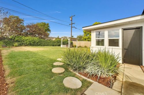 810 E St, Ontario CA  91762-3004 exterior