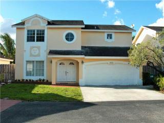 9971 51st Ln, Miami, FL 33178-1941