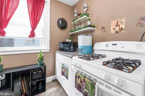 3936 Glendale St, Philadelphia PA  19124-5510 exterior