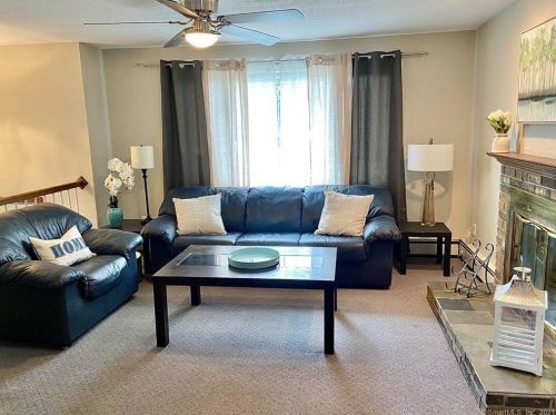 1020 Jerome Ave, Bristol CT  06010-2408 exterior