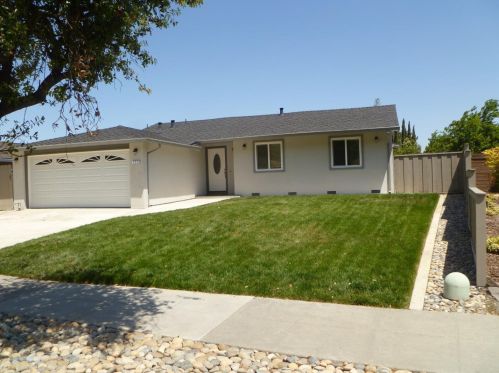 733 Colleen Dr, San Jose CA  95123-4607 exterior