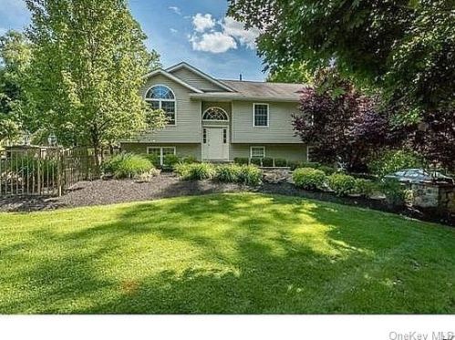 1 James St, Cornwall, NY 12518-1264