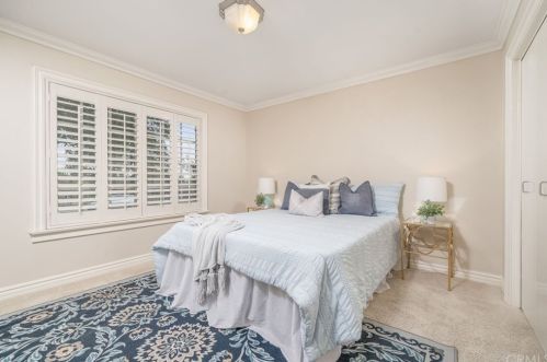 607 Oak Grove Dr, Glendora CA  91741-2258 exterior