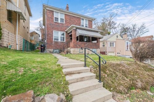 3910 Dalewood St, Pittsburgh, PA 15227-3424
